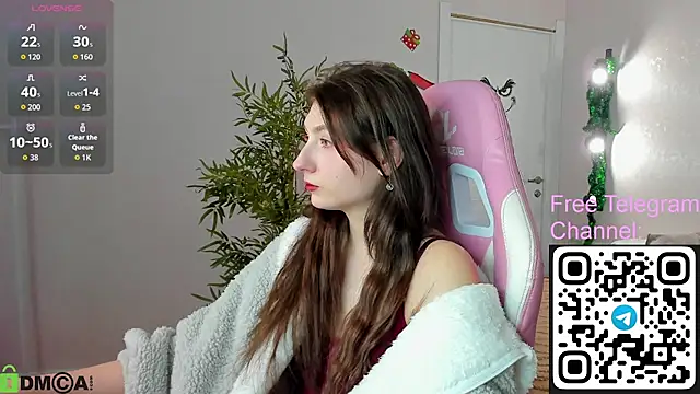 May Yam online show from 12.23.25