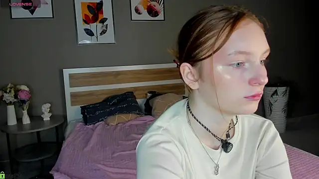 Snapshot of AngelWisee chatting on 06.03.26 AngelWisee online show from 06.03.26