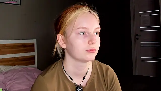 Snapshot of AngelWisee chatting on 07.10.26 AngelWisee online show from 07.10.26