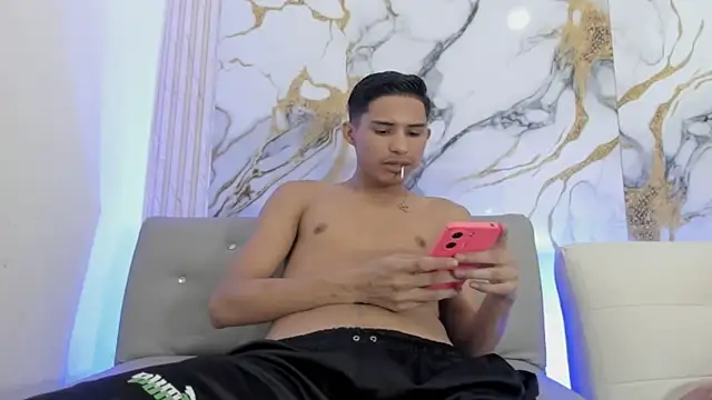 damian fort1 online show from 11.15.25