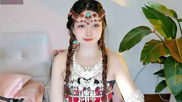 Snapshot of Yiluo95 chatting on 07.15.26 Yiluo95 online show from 07.15.26