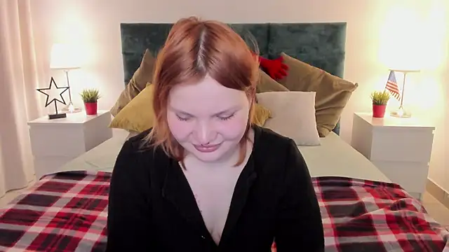 babyyullii online show from 03.16.26