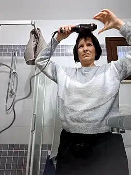 Piediniecollant online show from 03.10.26