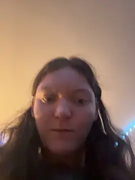 Snapshot of stonerbaby chatting on 11.18.25 stonerbaby online show from 11.18.25