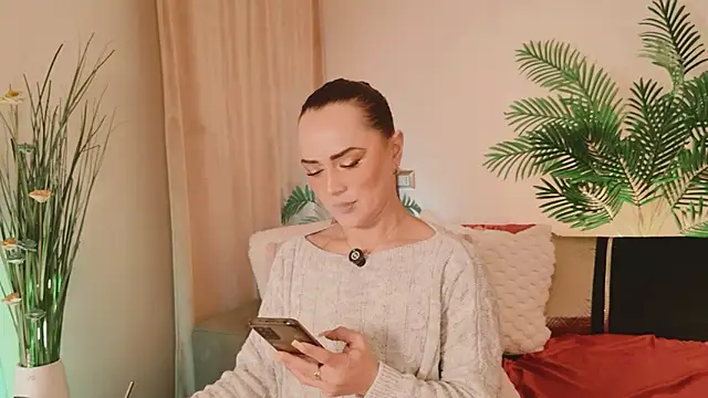 SiennaRosse online show from 02.25.26