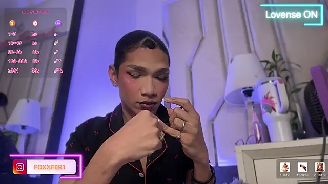 FernandaFox  online show from 06.15.26