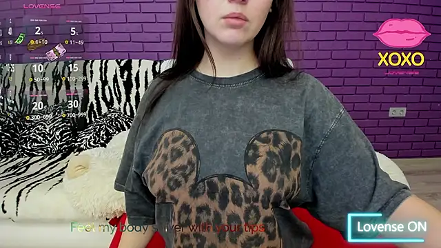 GlowMimi online show from 02.05.26