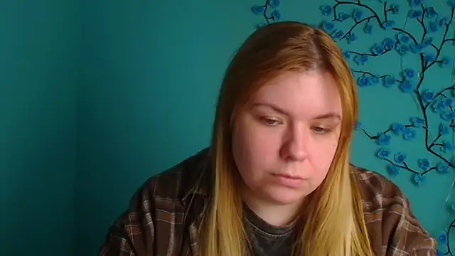 Snapshot of SusannaNight chatting on 04.20.26 SusannaNight online show from 04.20.26