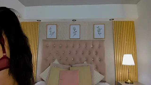 KamyGlam online show from 07.04.26