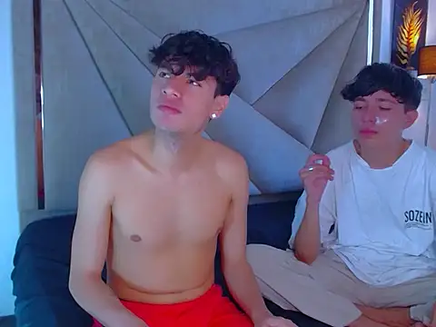 Snapshot of Austin_Noe chatting on 11.02.25 Austin Noe online show from 11.02.25