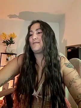 Snapshot of Amelia08 chatting on 10.29.25 Amelia08 online show from 10.29.25