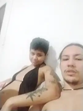 Snapshot of Iasmimbuttercup chatting on 11.08.25 Iasmimbuttercup online show from 11.08.25