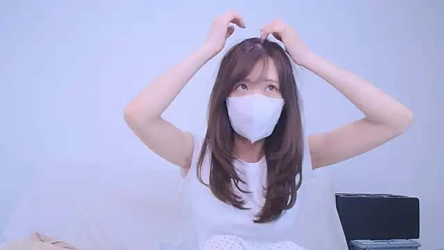 Snapshot of Minami_jjjj chatting on 05.30.26 Minami jjjj online show from 05.30.26
