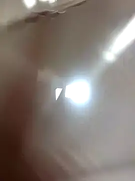 Snapshot of princesinhahot chatting on 11.04.25 princesinhahot online show from 11.04.25