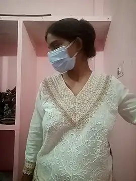 Snapshot of Rani_299 chatting on 10.29.25 Rani 299 online show from 10.29.25