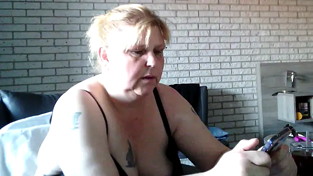 Sylviastar46 online show from 04.09.26