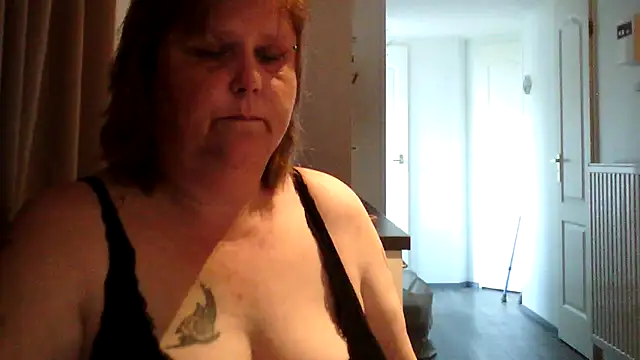 Sylviastar46 online show from 05.22.26