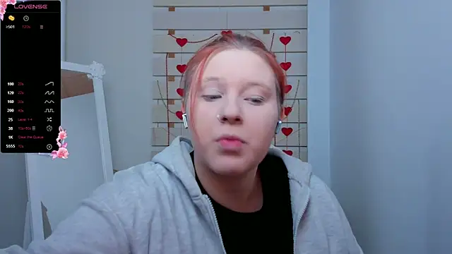 FoxPlayXX online show from 02.05.26