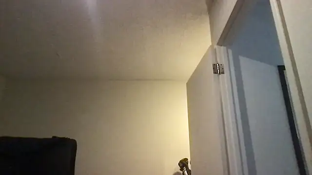 ezrah23 online show from 04.05.26