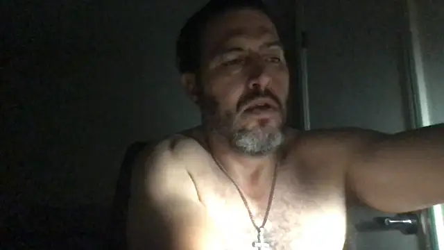 ezrah23 online show from 04.08.26