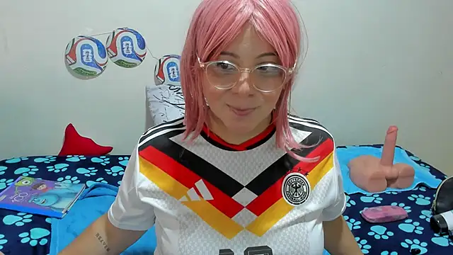 Jiah Park online show from 06.30.26