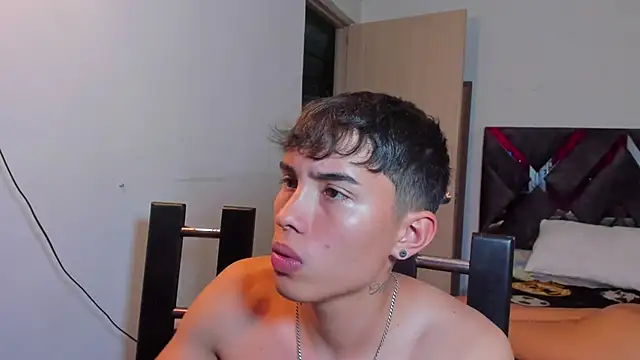 MollyandFher online show from 11.18.25