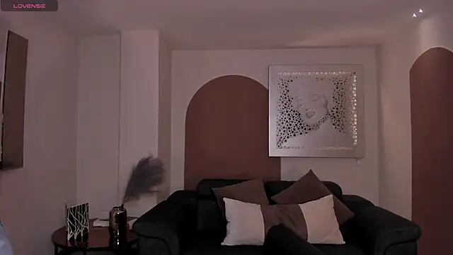 LaurentRosse1 online show from 04.19.26