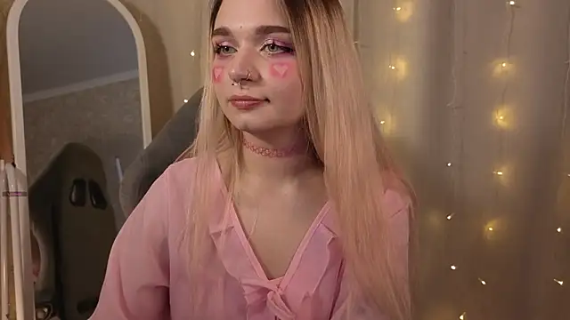 Snapshot of lani1funny chatting on 02.14.26 lani1funny online show from 02.14.26