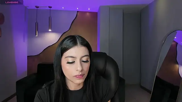 BellaConnorX online show from 03.20.26