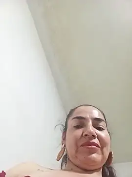 Snapshot of MaryRoze_ chatting on 04.19.26 MaryRoze online show from 04.19.26