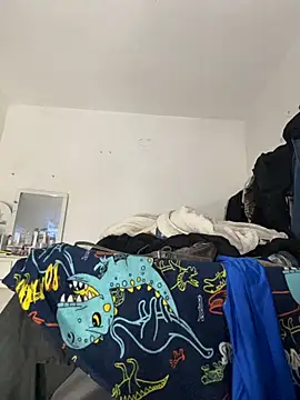 Snapshot of cowgirllyx chatting on 10.31.25 cowgirllyx online show from 10.31.25