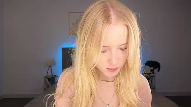 Snapshot of adele_armass chatting on 07.18.26 adele armass online show from 07.18.26