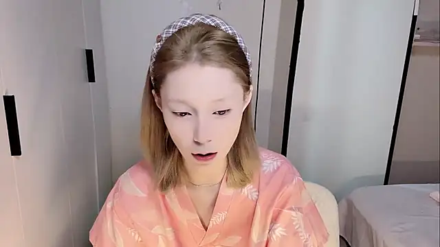 yuyu-33 online show from 02.07.26