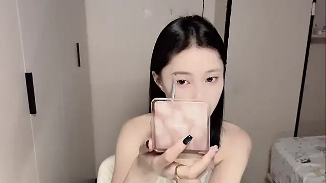 yuyu-33 online show from 05.20.26