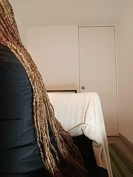 Snapshot of EvonyFoxxx chatting on 02.05.26 EvonyFoxxx online show from 02.05.26