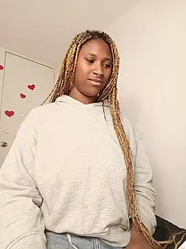 Snapshot of EvonyFoxxx chatting on 03.04.26 EvonyFoxxx online show from 03.04.26