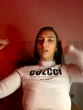 Snapshot of Mariinfame chatting on 10.30.25 Mariinfame online show from 10.30.25