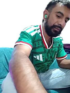 Snapshot of Barbanegra91mx chatting on 06.19.26 Barbanegra91mx online show from 06.19.26
