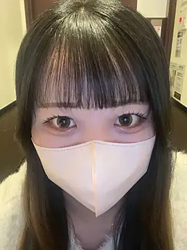 Snapshot of emiri_da_nyan chatting on 03.20.26 emiri da nyan online show from 03.20.26
