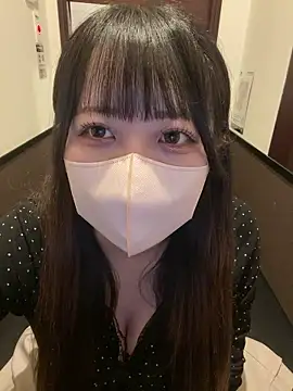 Snapshot of emiri_da_nyan chatting on 04.06.26 emiri da nyan online show from 04.06.26