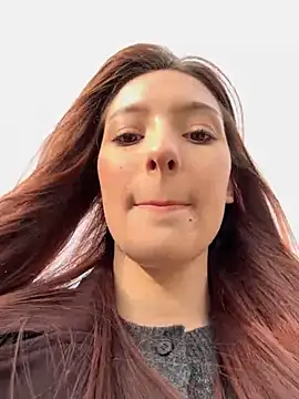 LilluKatten online show from 11.12.25