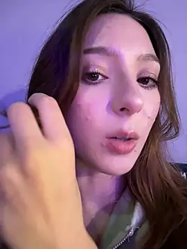 LilluKatten online show from 04.15.26