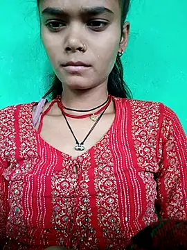 Snapshot of Hot_sutr chatting on 11.02.25 Hot sutr online show from 11.02.25