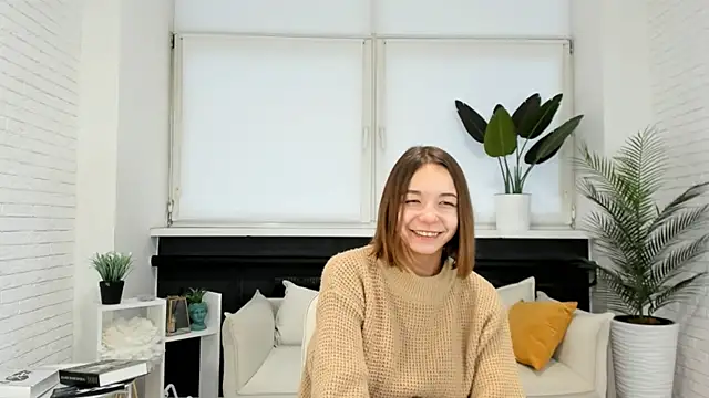 Snapshot of MaryettaSeybold chatting on 11.11.25 MaryettaSeybold online show from 11.11.25