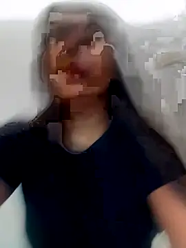 Snapshot of jura77AX chatting on 10.31.25 jura77AX online show from 10.31.25