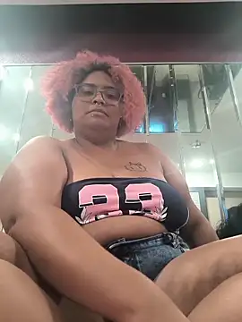 Snapshot of Peachii69 chatting on 02.14.26 Peachii69 online show from 02.14.26