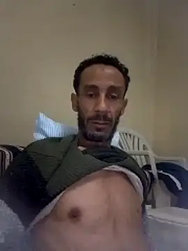 Snapshot of walide100000 chatting on 03.31.26 walide100000 online show from 03.31.26