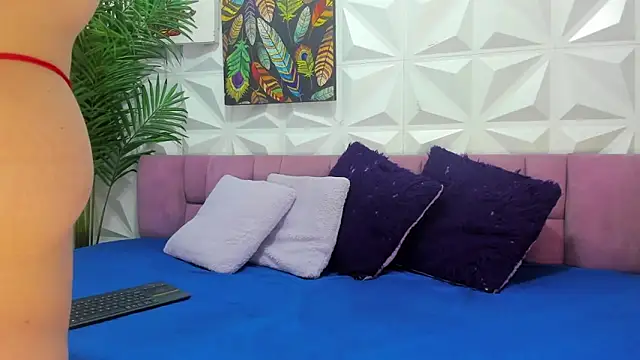 Anggie Miller online show from 02.11.26