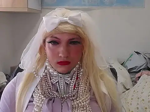 Snapshot of VanesaCrossic chatting on 05.09.26 VanesaCrossic online show from 05.09.26