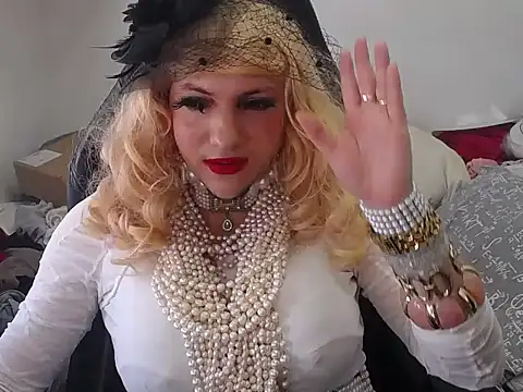 Snapshot of VanesaCrossic chatting on 05.30.26 VanesaCrossic online show from 05.30.26